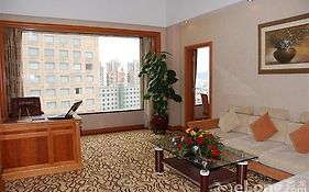 Crown Prince Hotel Dongguan 5*